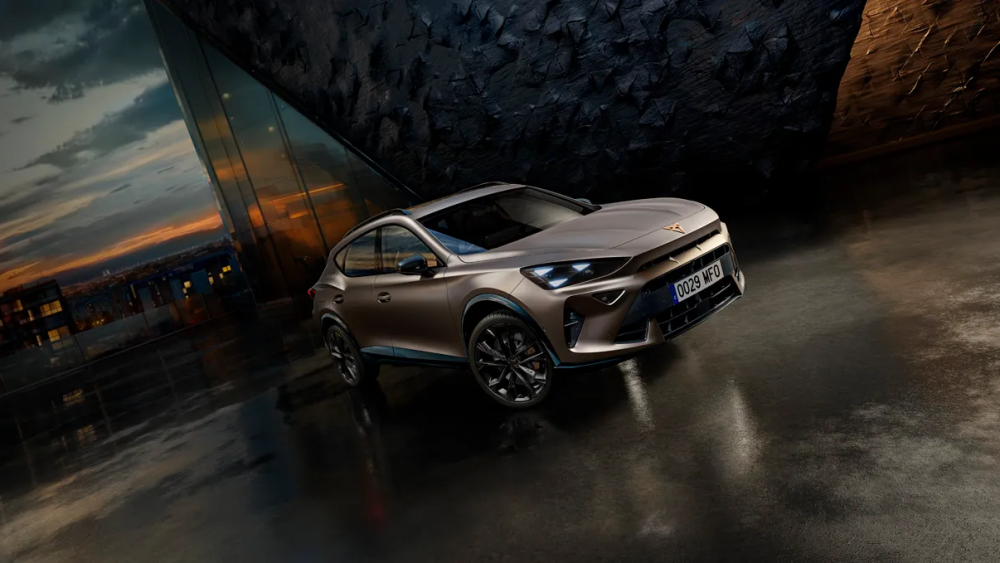 EXKLUZÍVNY BONUS  PRI FINANCOVANÍ CUPRA