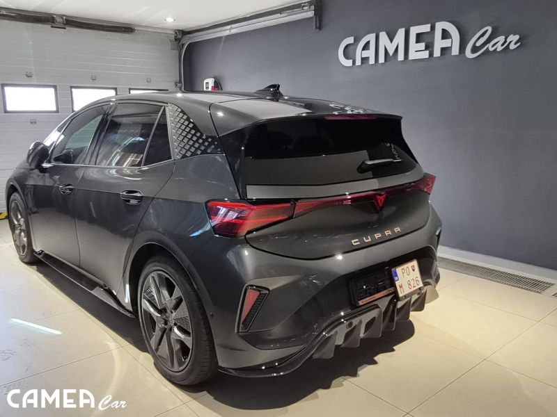 CUPRA Born eBoost 231/79