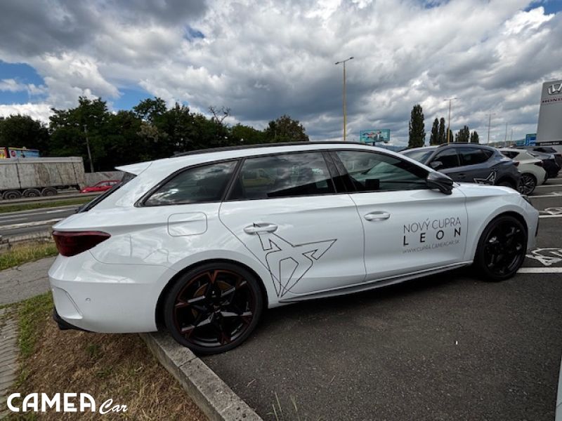 CUPRA Leon SP VZ 2,0 TSI 333 4D 7-DSG